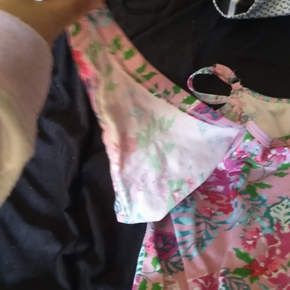 Rompers - Picture 6 of 6